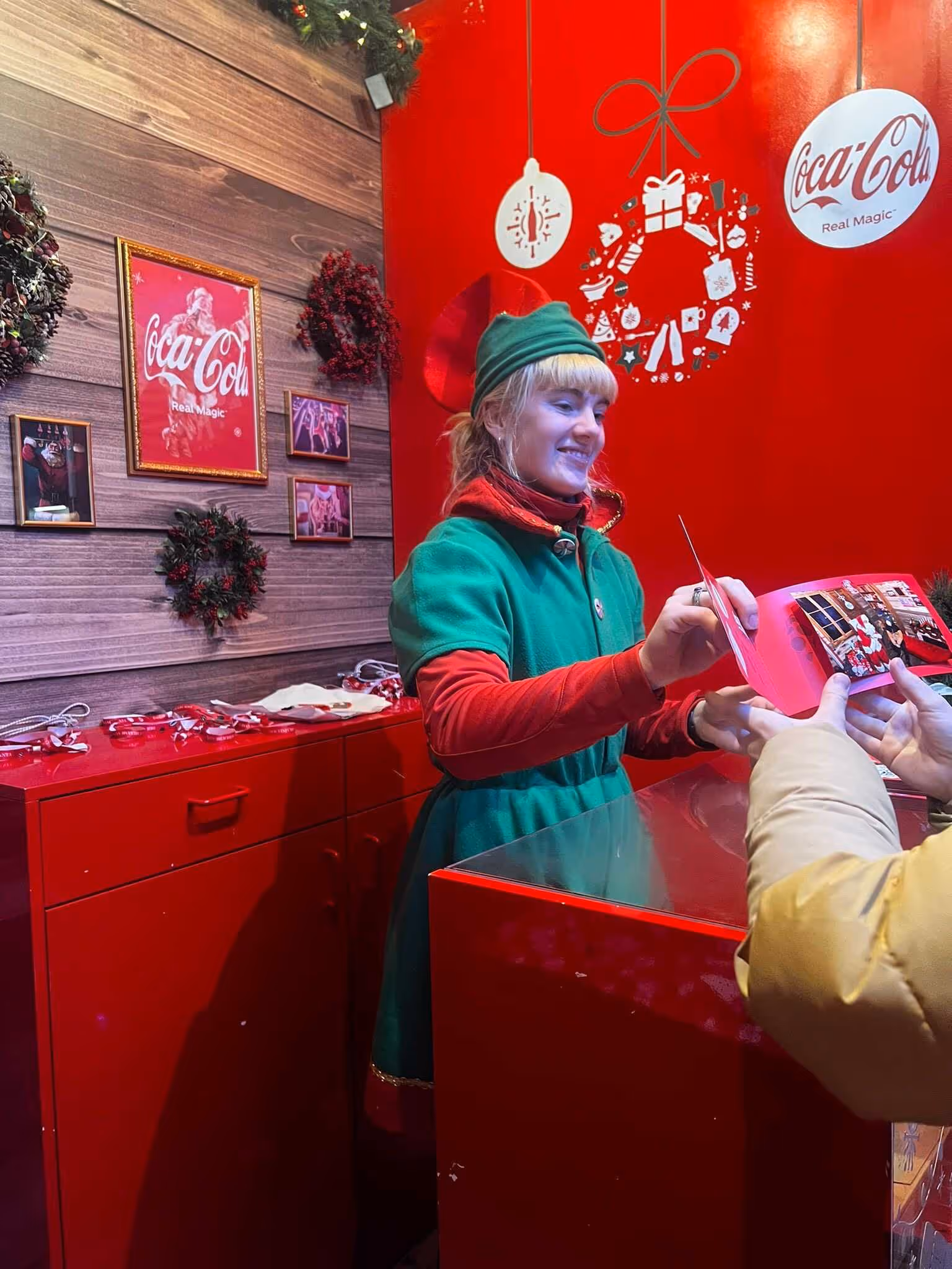 Coca-Cola Christmas Truck Tour - Thumbnail 5