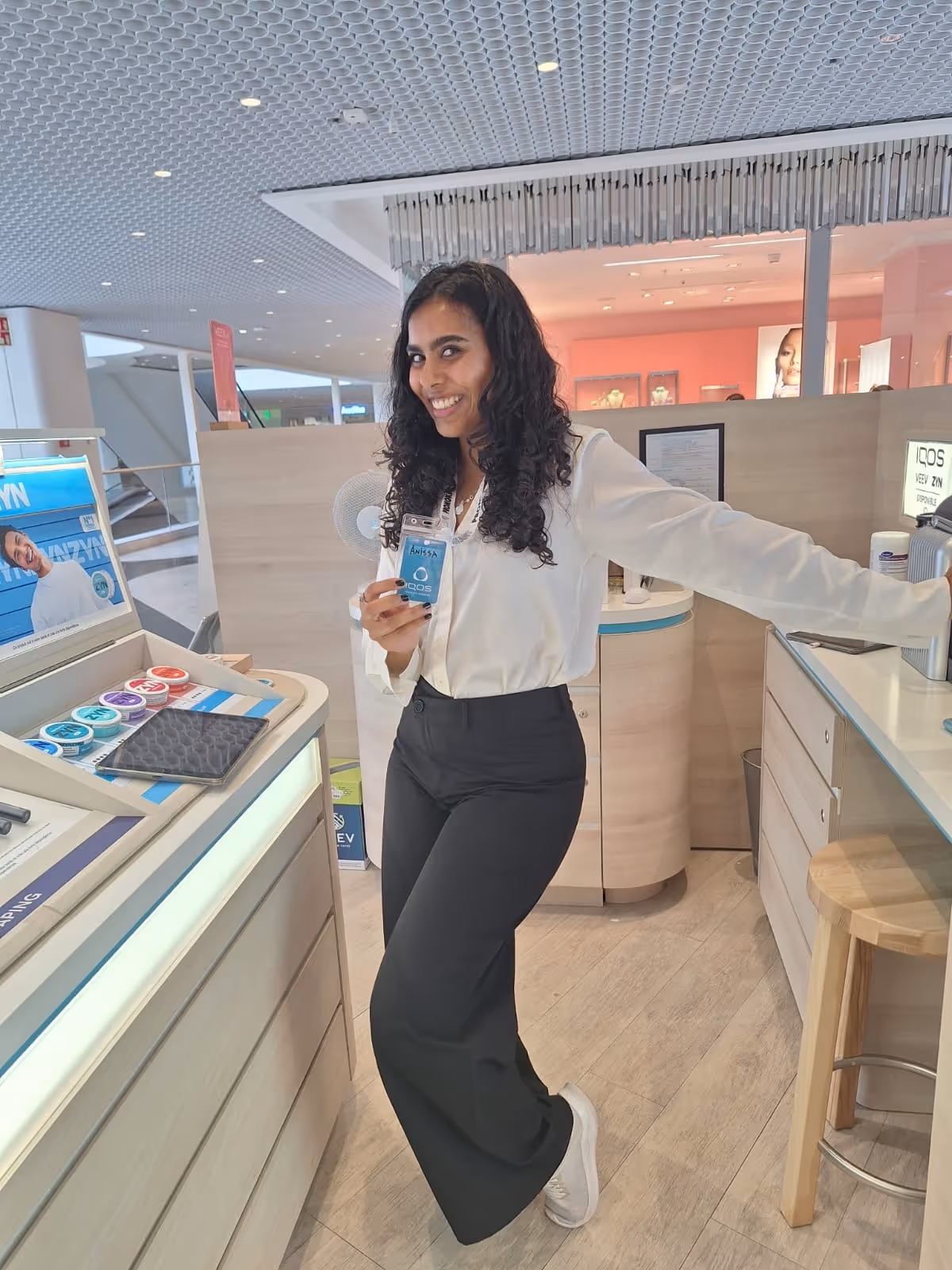 IQOS Sales Advisors Schweiz - Thumbnail 6